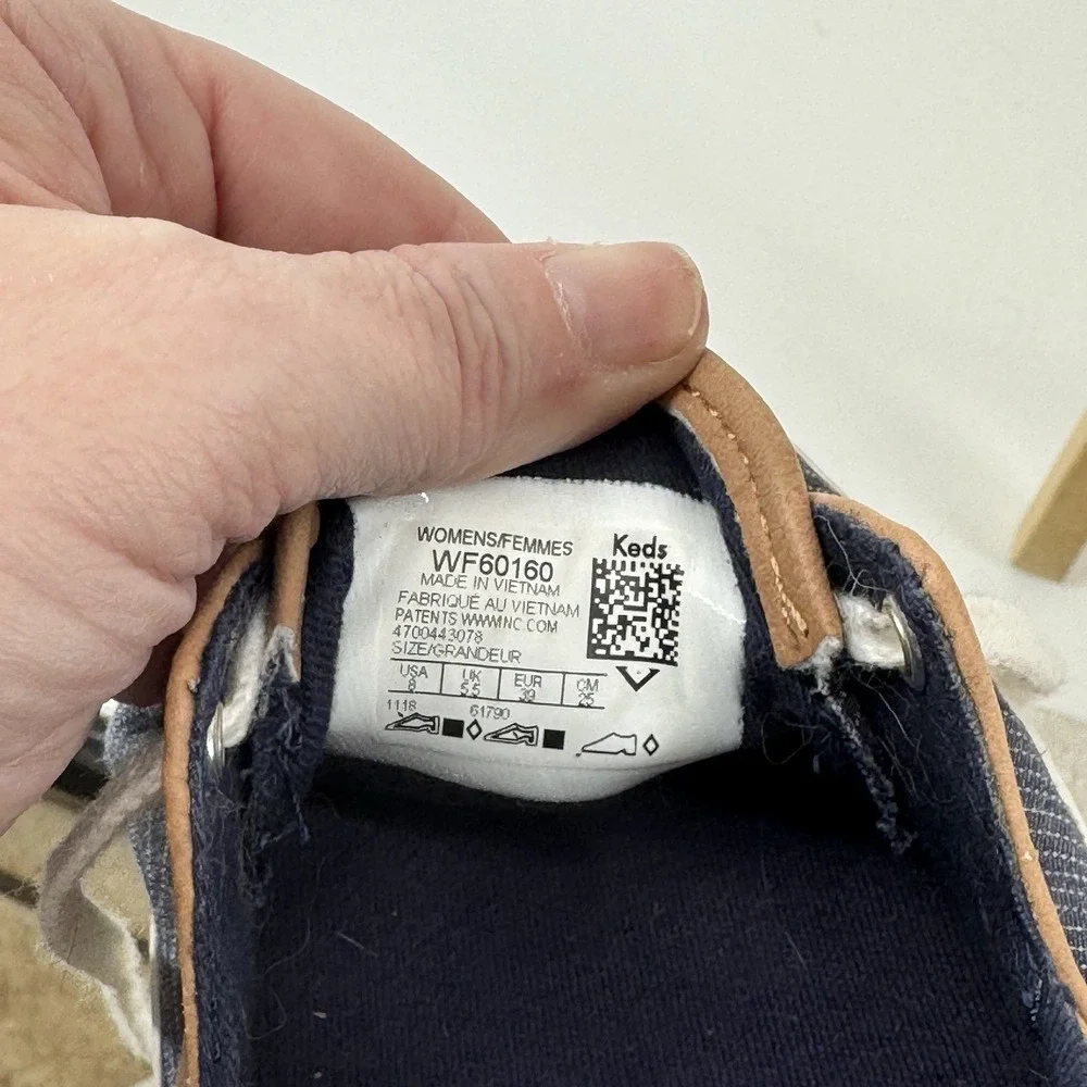 Keds Coastal Preppy Boat Shoes Navy Stripe Tan Trim Lace Up Comfort Size 8 Foam